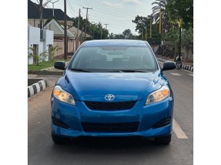 Clean Toyota matrix working perfectly well just to buy and drive