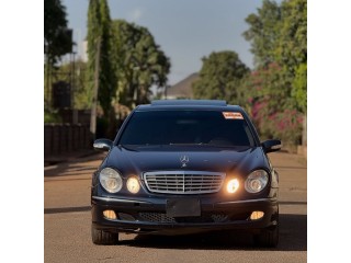 Urgent sales Mercedes Benz working perfectly well just to buy and drive nothing to fix