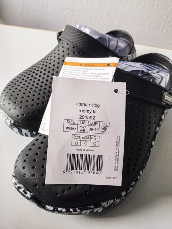 trendy-crocs-lagos-big-1