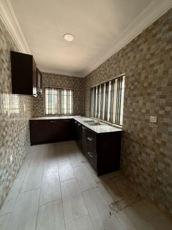 a-4-bedroom-detached-duplex-at-kolapo-ishola-gra-akobo-ibadan-big-3