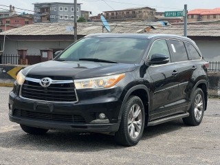 8-months-registered-toyota-highlander-tok-standard-for-sale