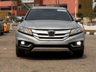 2015-honda-crosstour