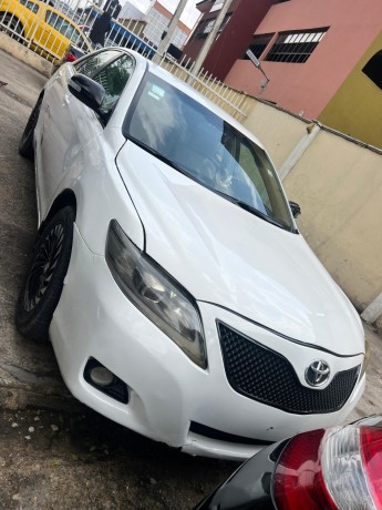 toyota-camry-2009-big-1