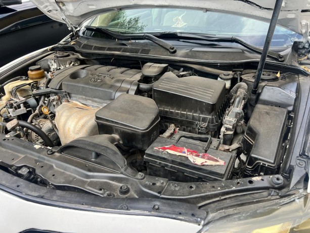 toyota-camry-2009-big-4