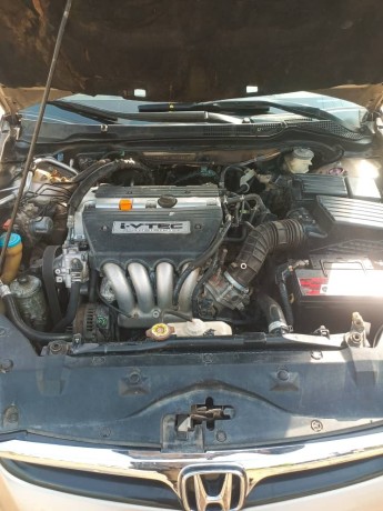 neatly-used-honda-accord-2006-model-big-4
