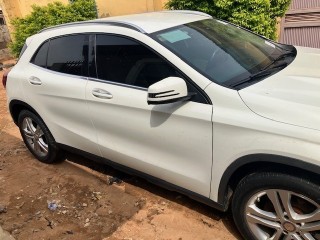 mercedes-benz-gla-250-2020-direct-tokunbo-white-buy-drive