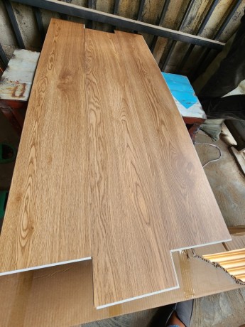 quality-spc-wooden-floor-big-0
