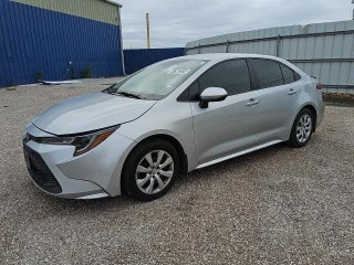 2022-toyota-corolla-le