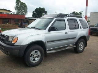 nissan-xtera-2001