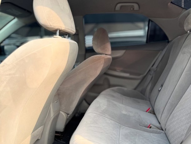 clean-toyota-corolla-working-perfectly-well-just-to-buy-and-drive-big-3