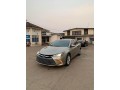 toyota-camry-small-0
