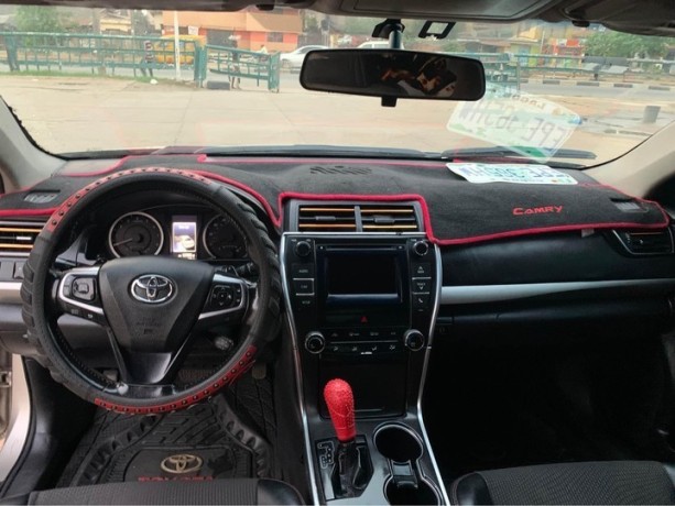 toyota-camry-big-2