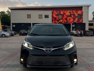 urgent-sales-toyota-sienna-xle-working-perfectly-well-just-to-buy-and-drive
