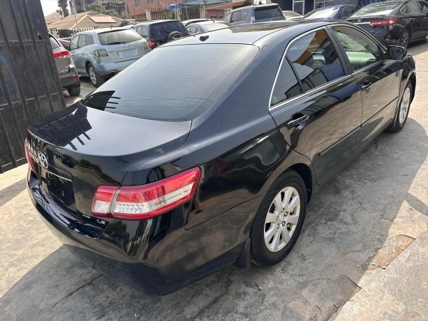 toyota-camry-big-3