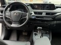 lexus-ux250h-2019-small-2